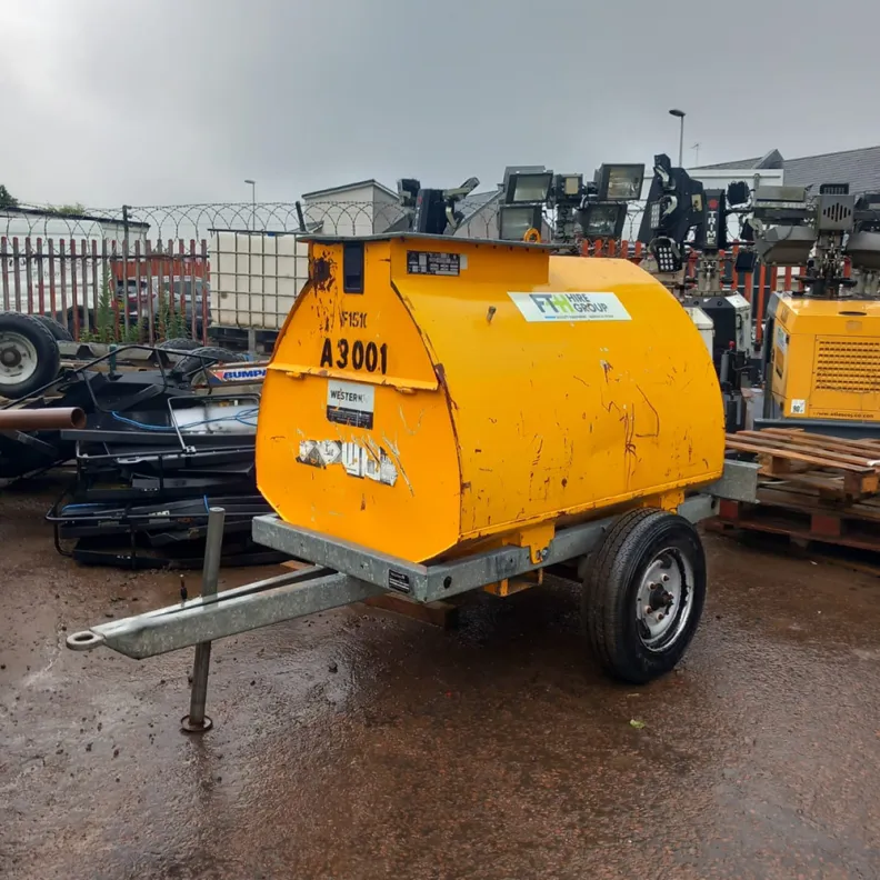 Western Global (S10ART) Site Tow Diesel Box Cube C/w 12v Pump (950 Ltr) 2014